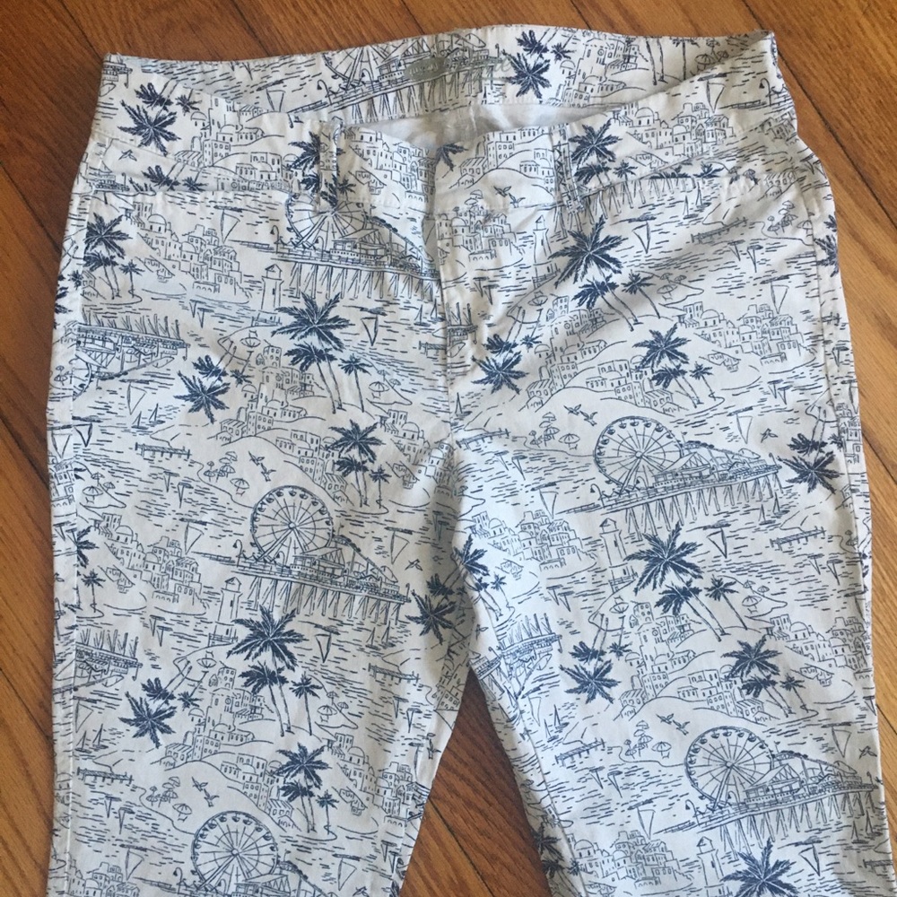 EUC womens pixie pant from Old Navy